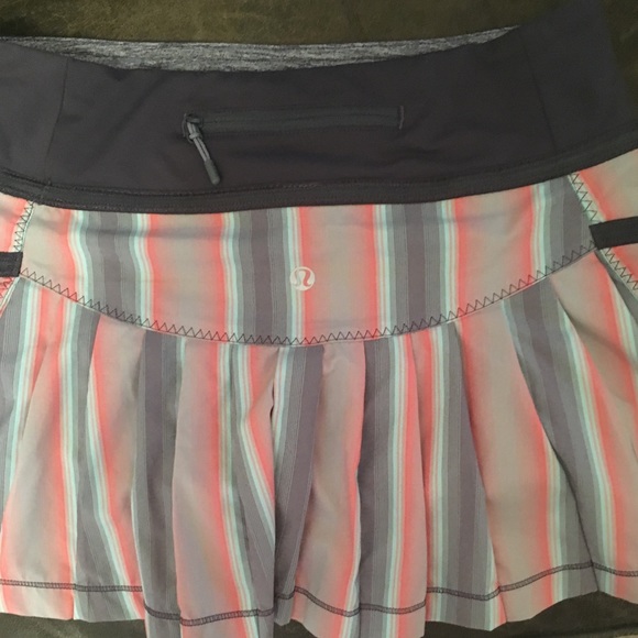 Lululemon - Picture 2 of 2